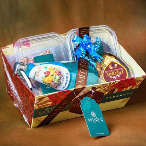 Gift Hamper 690